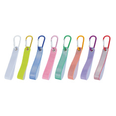 3M Reflexní přívěsek s karabinou - modrá 3M Reflexní přívěsek s karabinou - modrá